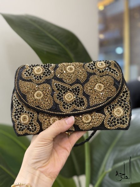 نقشه ورده اسود مع ذهبي