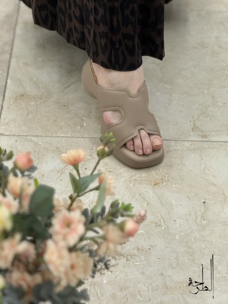 حذاء طبي