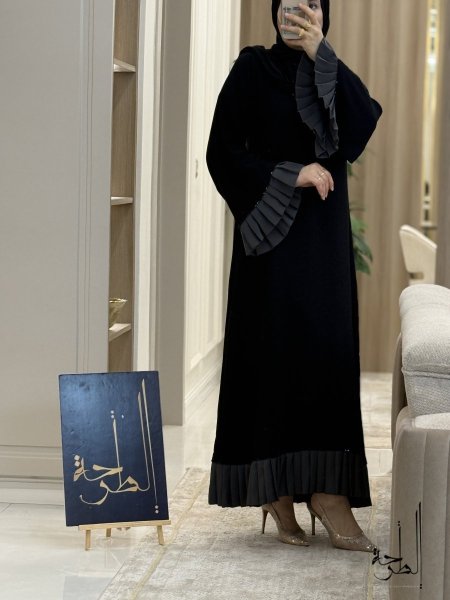 اسود مع رمادي