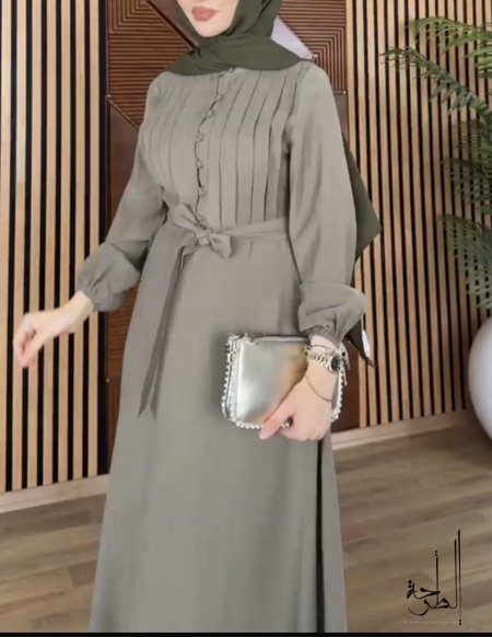 اخضر فستقي